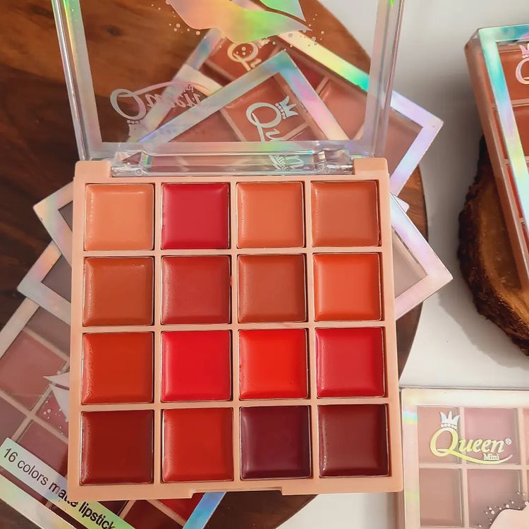 Queens 16 Color Lipstick Palette
